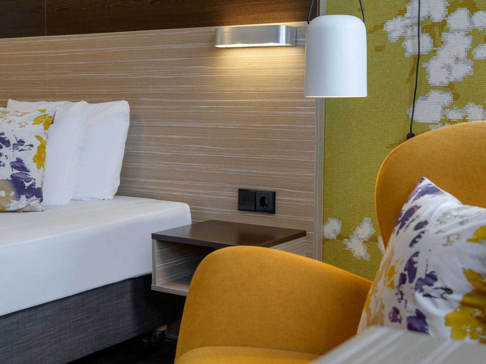 Mercure Hotel Stuttgart Gerlingen Exteriör bild