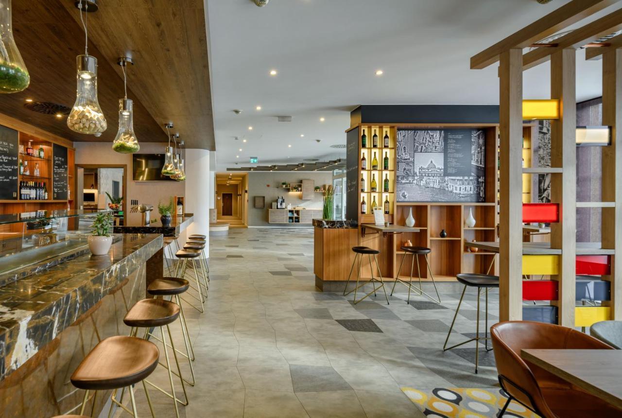 Mercure Hotel Stuttgart Gerlingen Exteriör bild